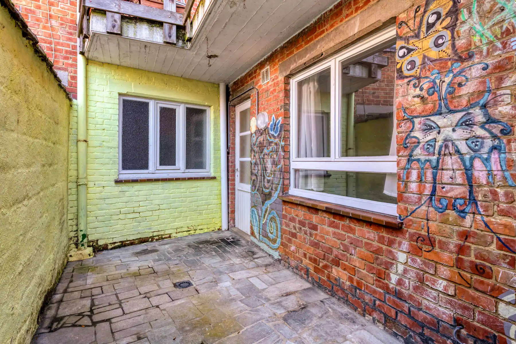 Gelijkvloers appartement met 2 slaapkamers nabij het centrum foto 10