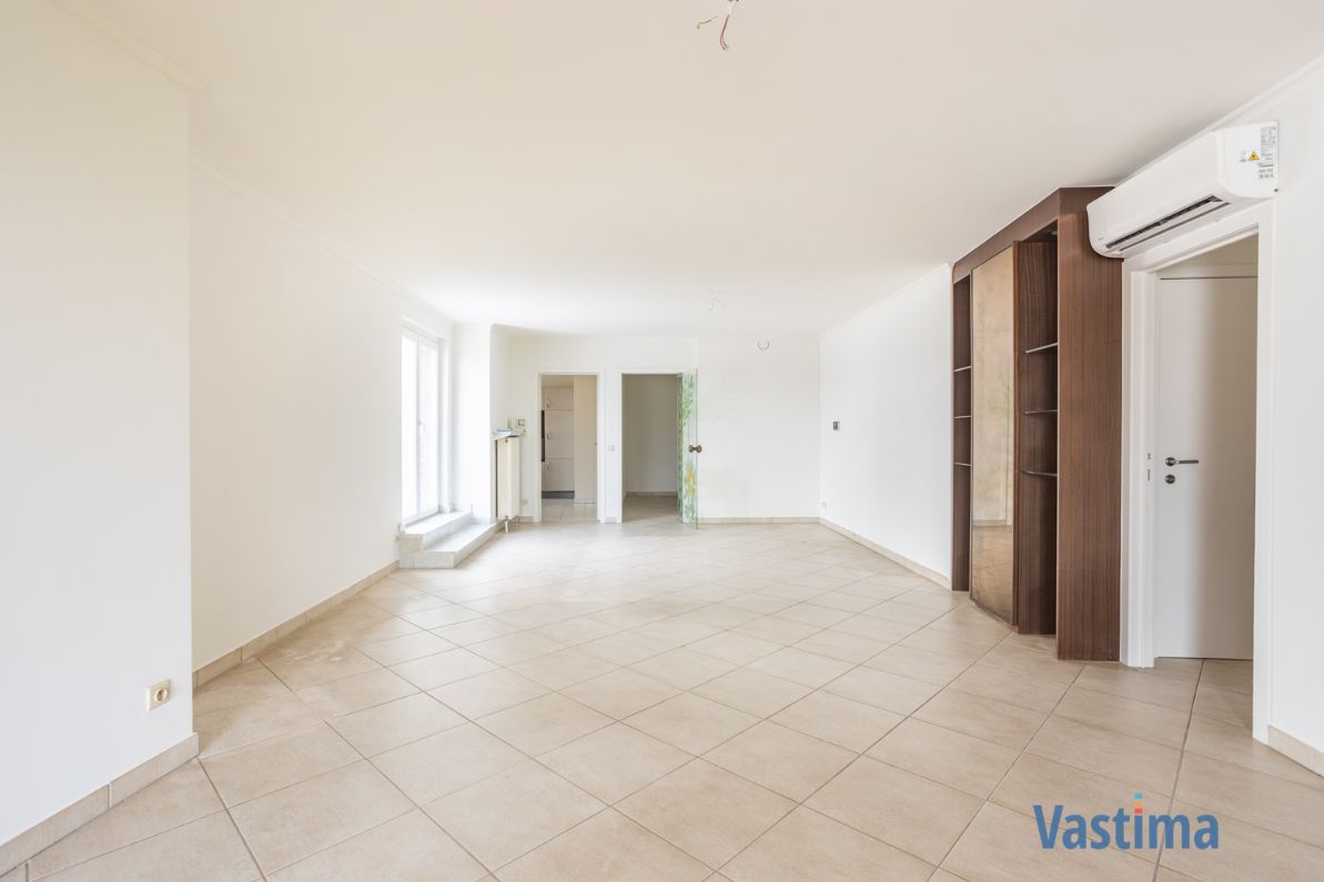 Penthouse met twee terrassen en panoramisch uitzicht over Aalst foto 9