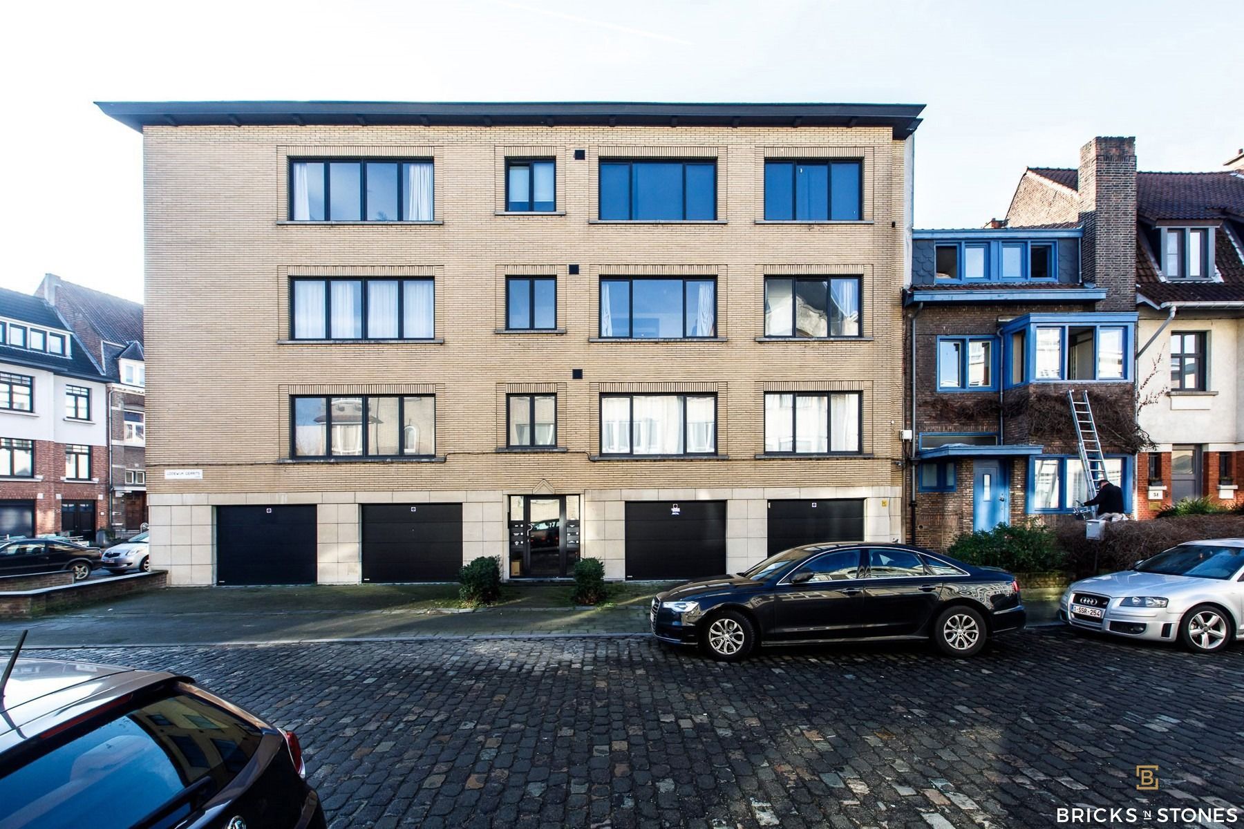 Gerenoveerd 1-slaapkamer appartement met terras nabij Nachtegalenpark foto 9
