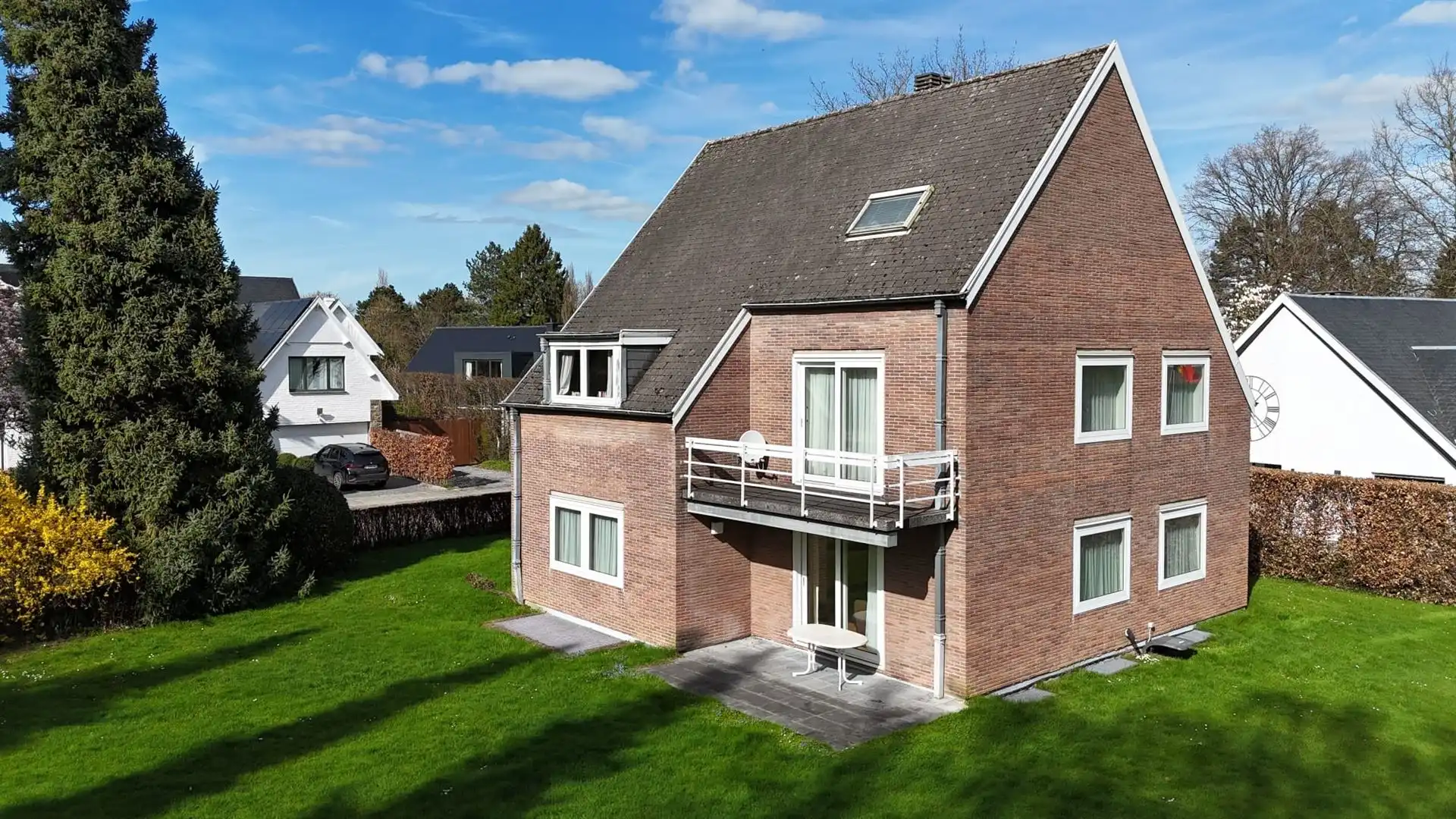 Fantastisch gelegen villa met heel veel lichtinval foto 40