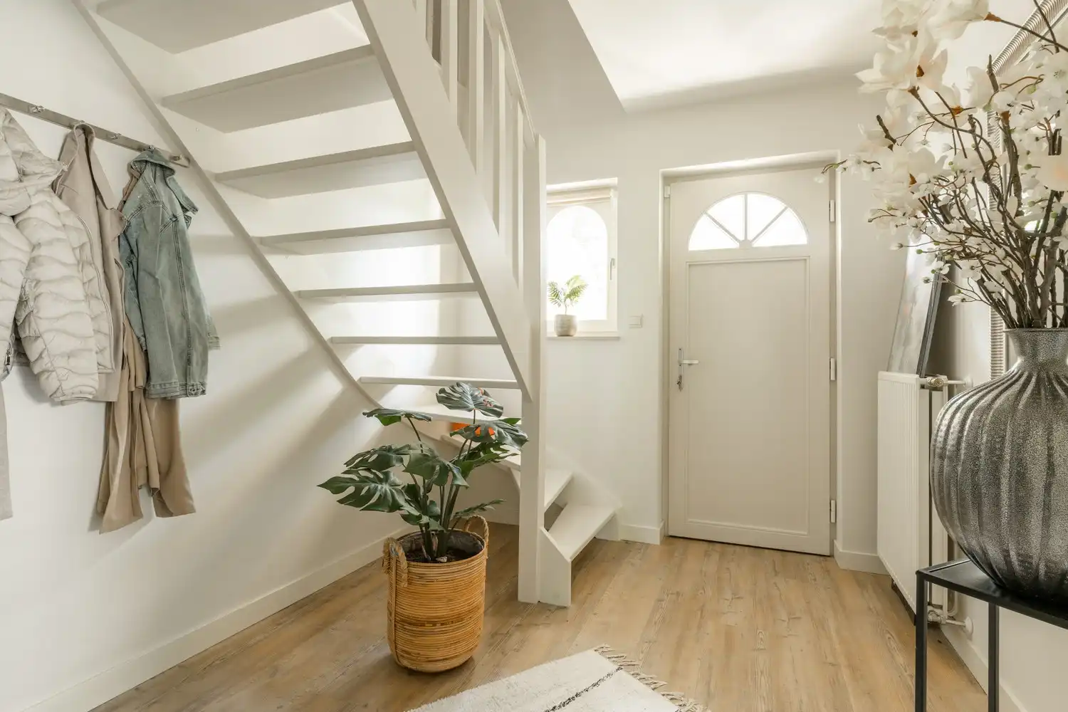 Prachtige woning te koop aan de Marsestraat, Bocholt -met zeer ruime, garage en parkeermogelijkheden in een serene omgeving! foto 2
