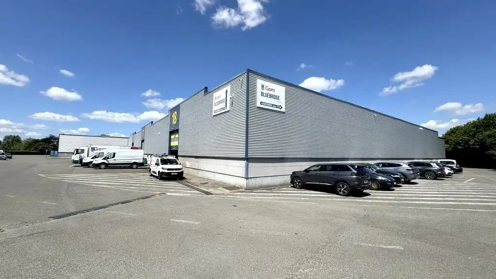 Bedrijfsunit te huur nabij A12 in Aartselaar Business Estate foto 13