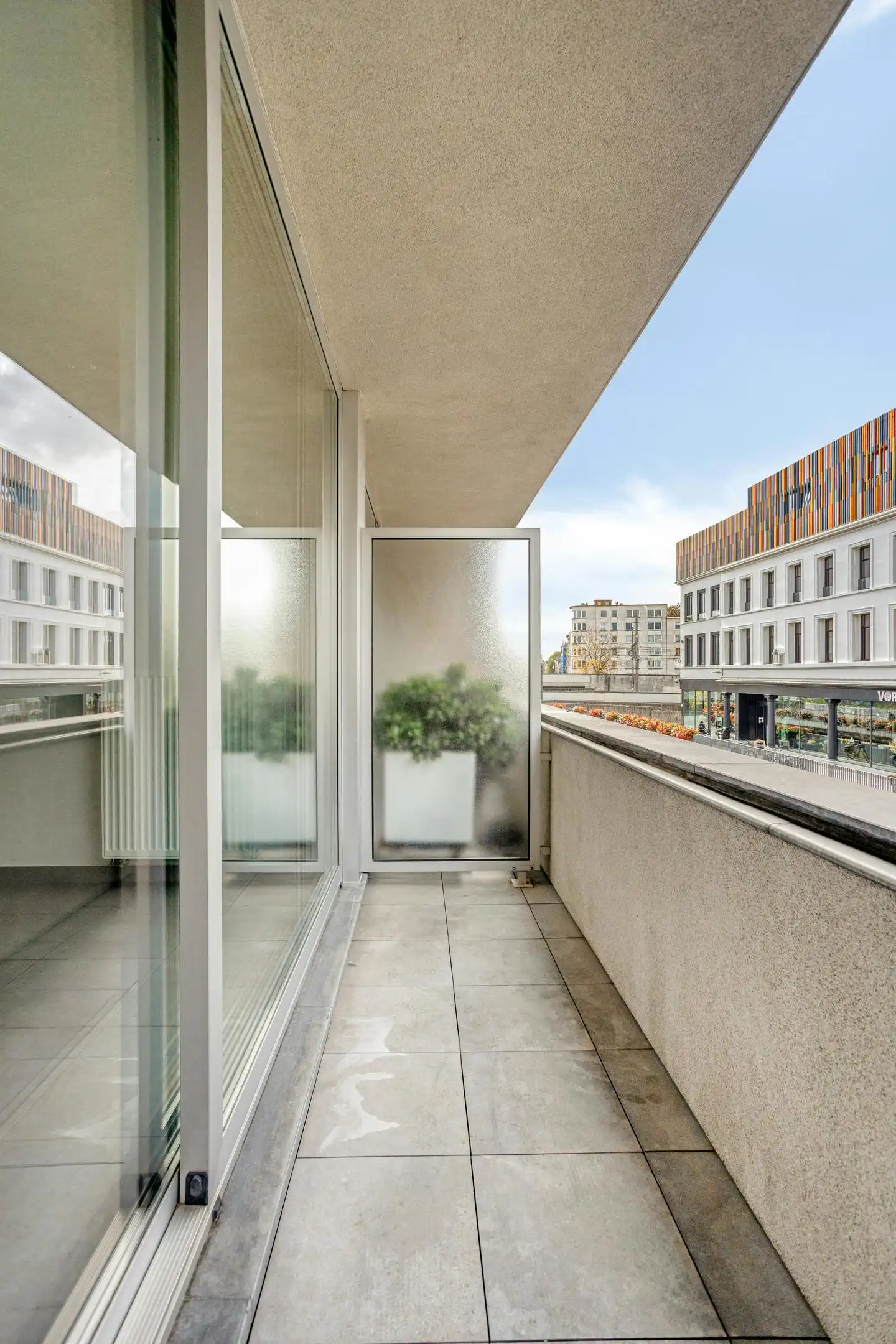 Gerenoveerd 1-slaapkamer appartement te koop in centrum Kortrijk foto 13