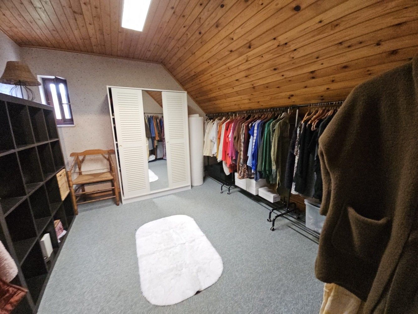 Karaktervol landhuis met bijgebouw op mooi, breed perceel met een opp. van 30a32ca foto 21
