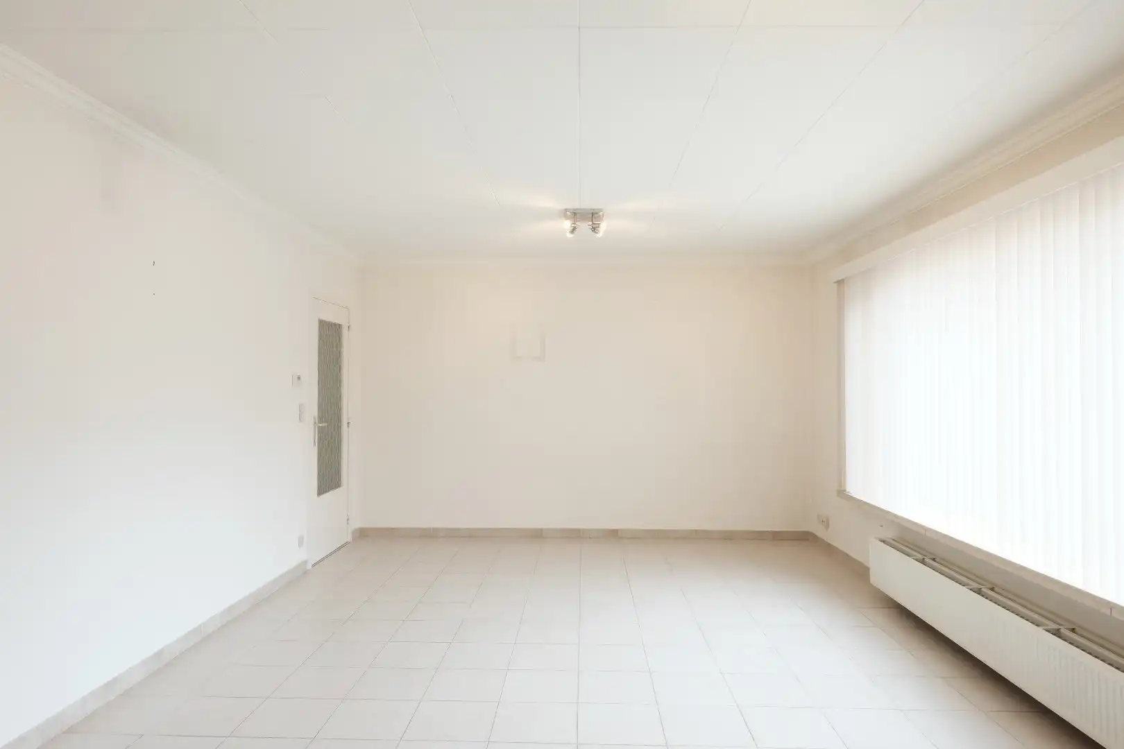 Centraal gelegen gelijkvloers 2-slaapkamerappartement — ideaal als starter of opbrengsteigendom foto 6