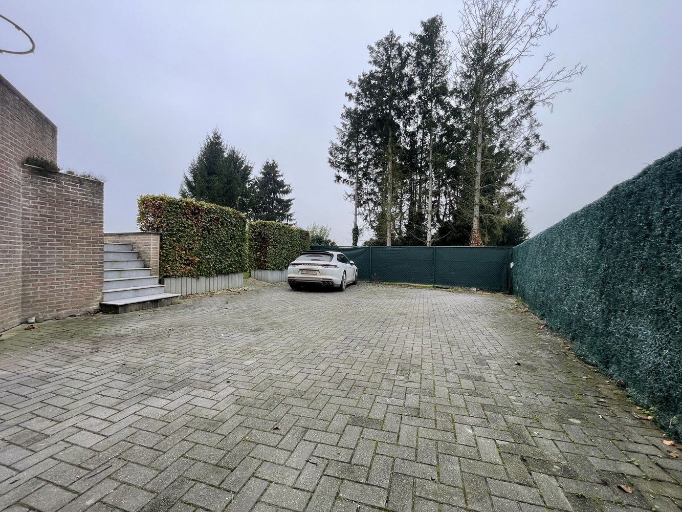 Landelijk gelegen, verrassend ruime woning foto 29