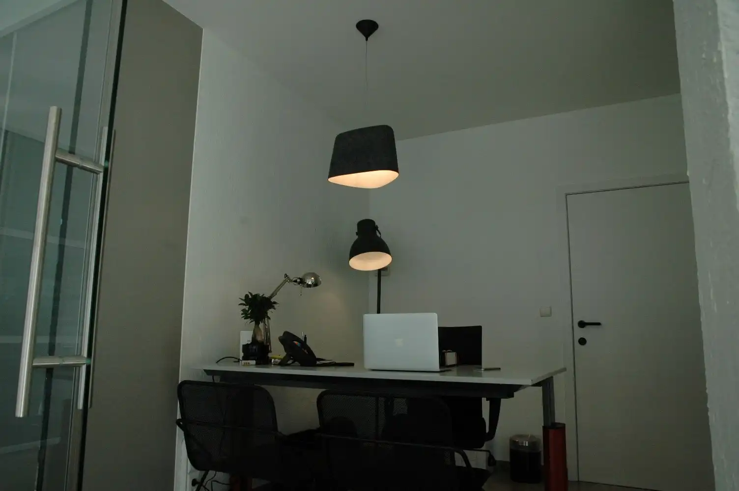 Handelspand in het centrum van Neeroeteren, diverse mogelijkheden. foto 5