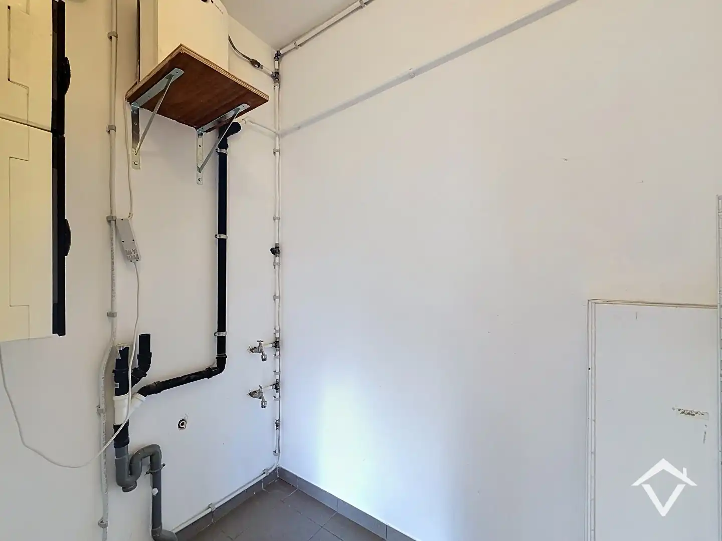 Ruim, gezellig dakappartement met 3 slaapkamers in centrum Roeselare  foto 10