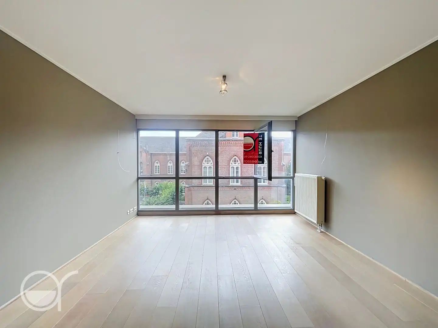 1 slaapkamer appartement nabij centrum foto {{pictureIndex}}