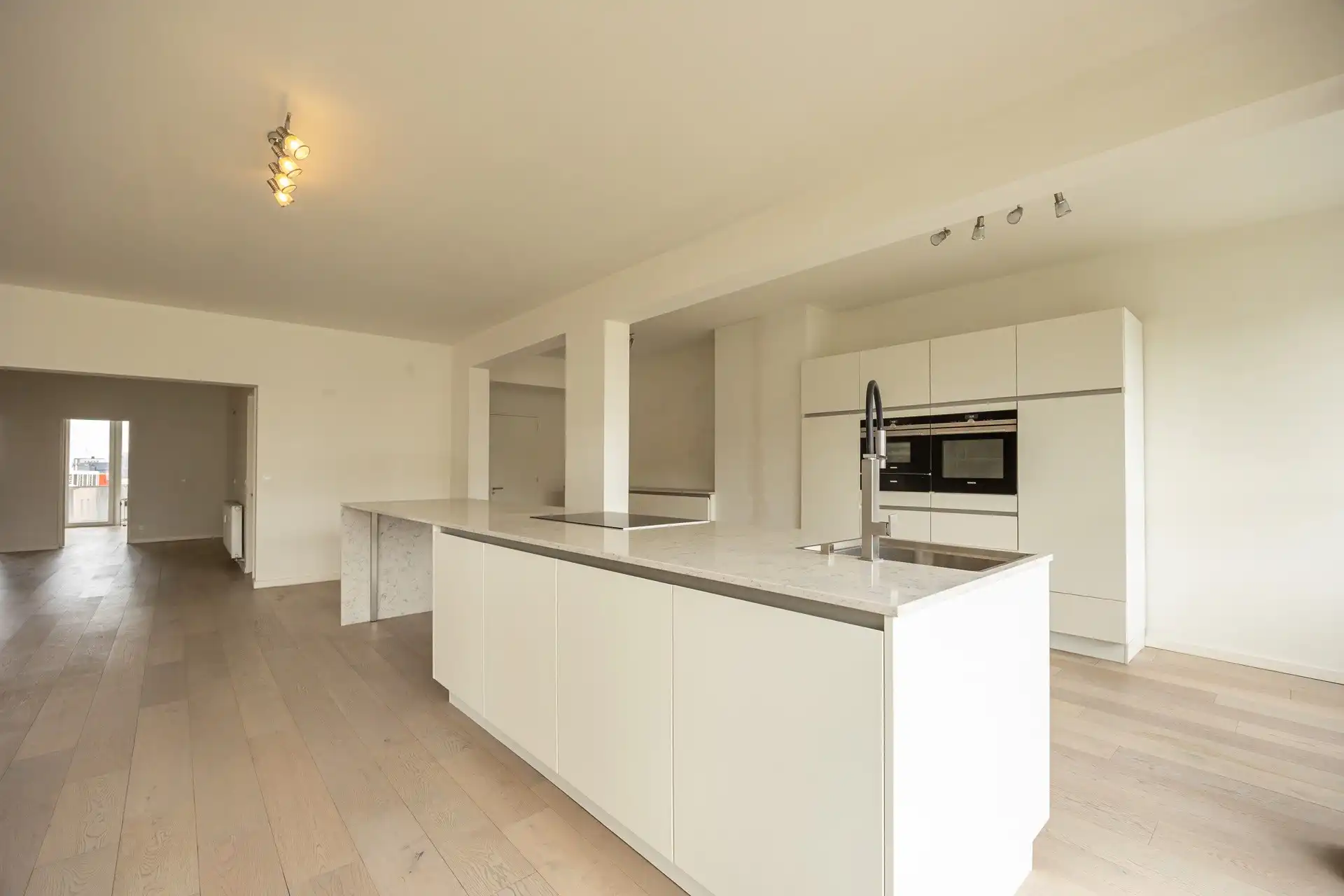 Luxeappartement 164 m2 in 2018 met 3 slpk. & 3 badk. foto 5