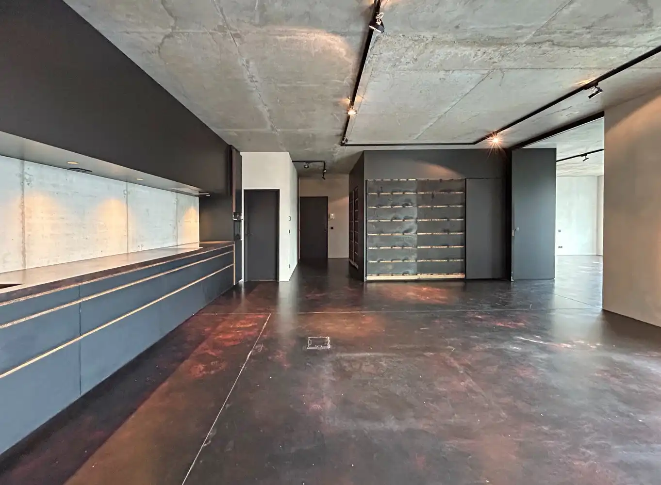 Prachtige&nbsp;loftlook appartement gelegen in de site van Axel Vervoordt met 1 slaapkamer te Wijnegem foto 5