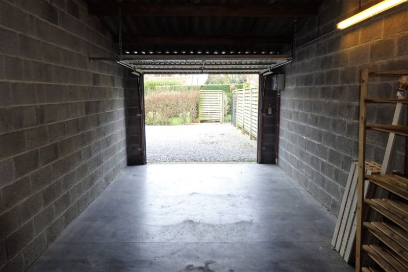 Rustig gelegen appartement met 2 slaapkamers en garage foto 11