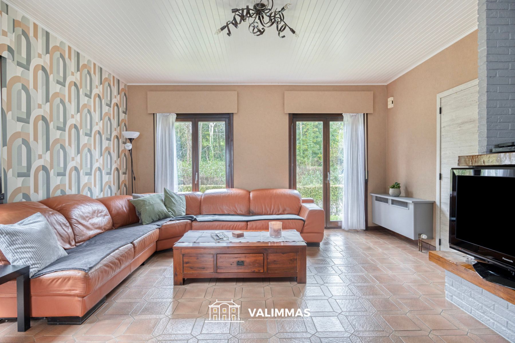 Verzorgde, mooi gelegen driegevelwoning met garage & tuintje foto 6