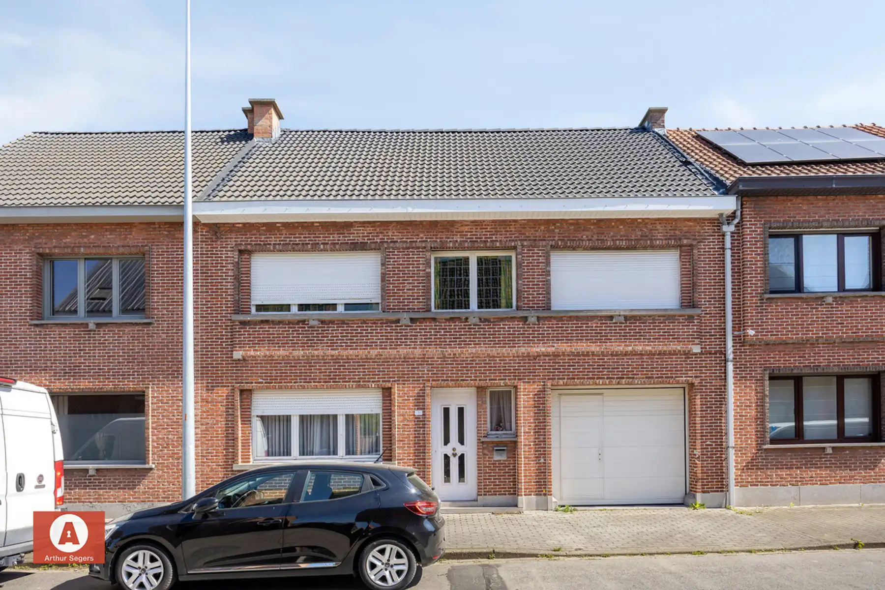 Te renoveren woning in Opstal foto 2