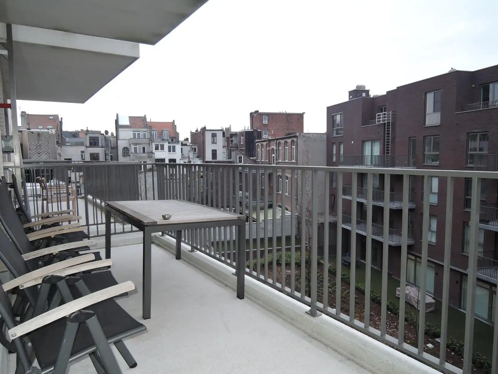 Appartement te huur foto 8