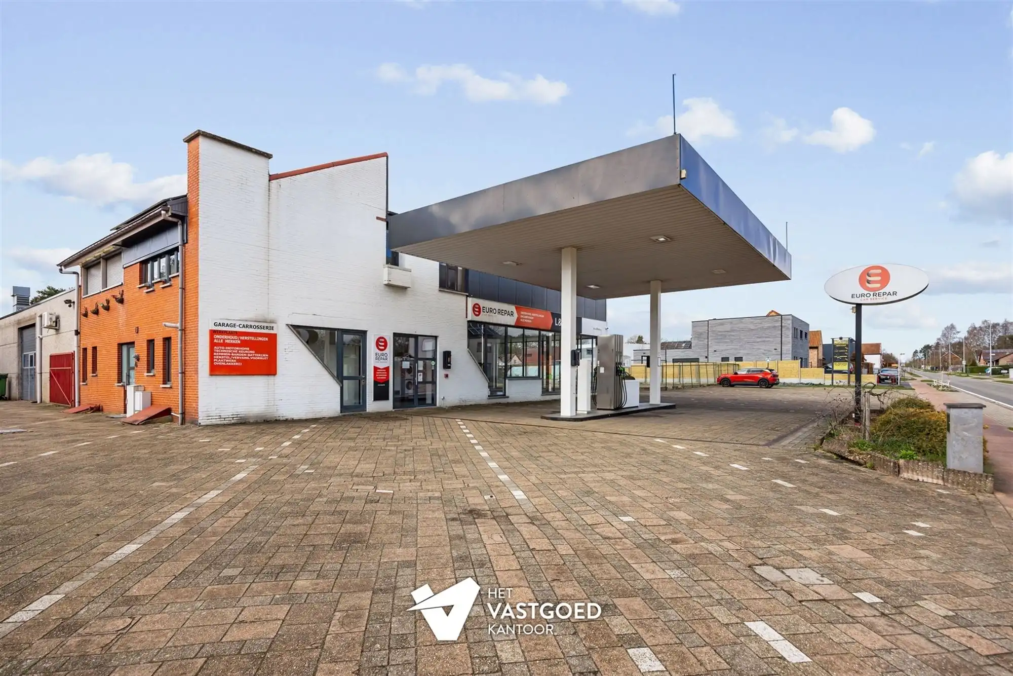 OVER TE NEMEN GARAGE (800M²) EN TANKSTATION GELEGEN OP EEN PERCEEL VAN 2727M² TE HAM foto 5