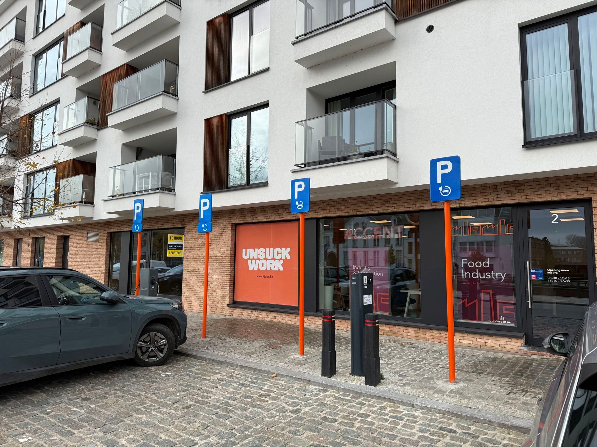 Instapklare open kantoorruimte vlak aan de Schelde foto 3