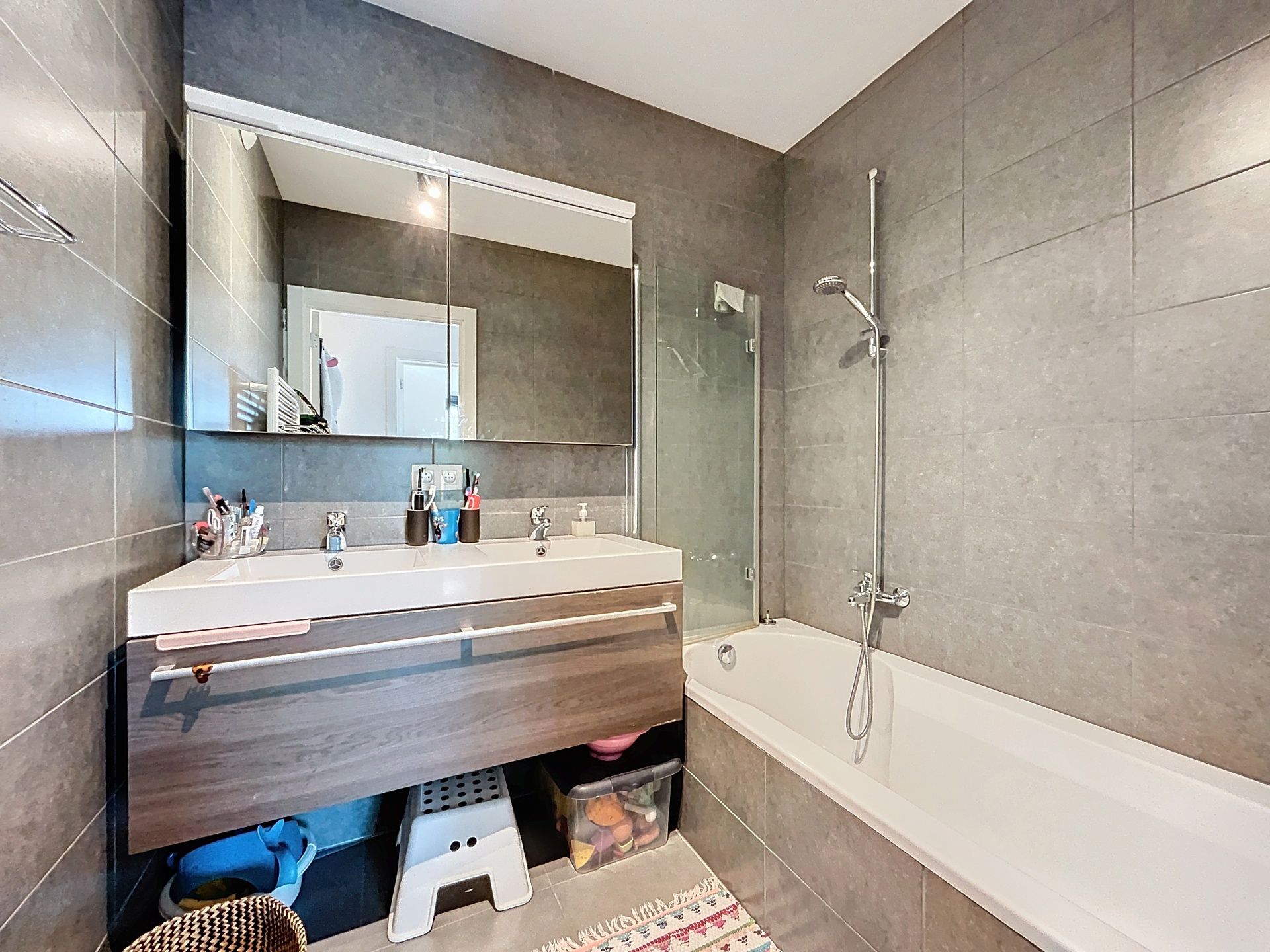 Appartement van 95m² - 2slpk - bezoeken enkel per mail foto 12