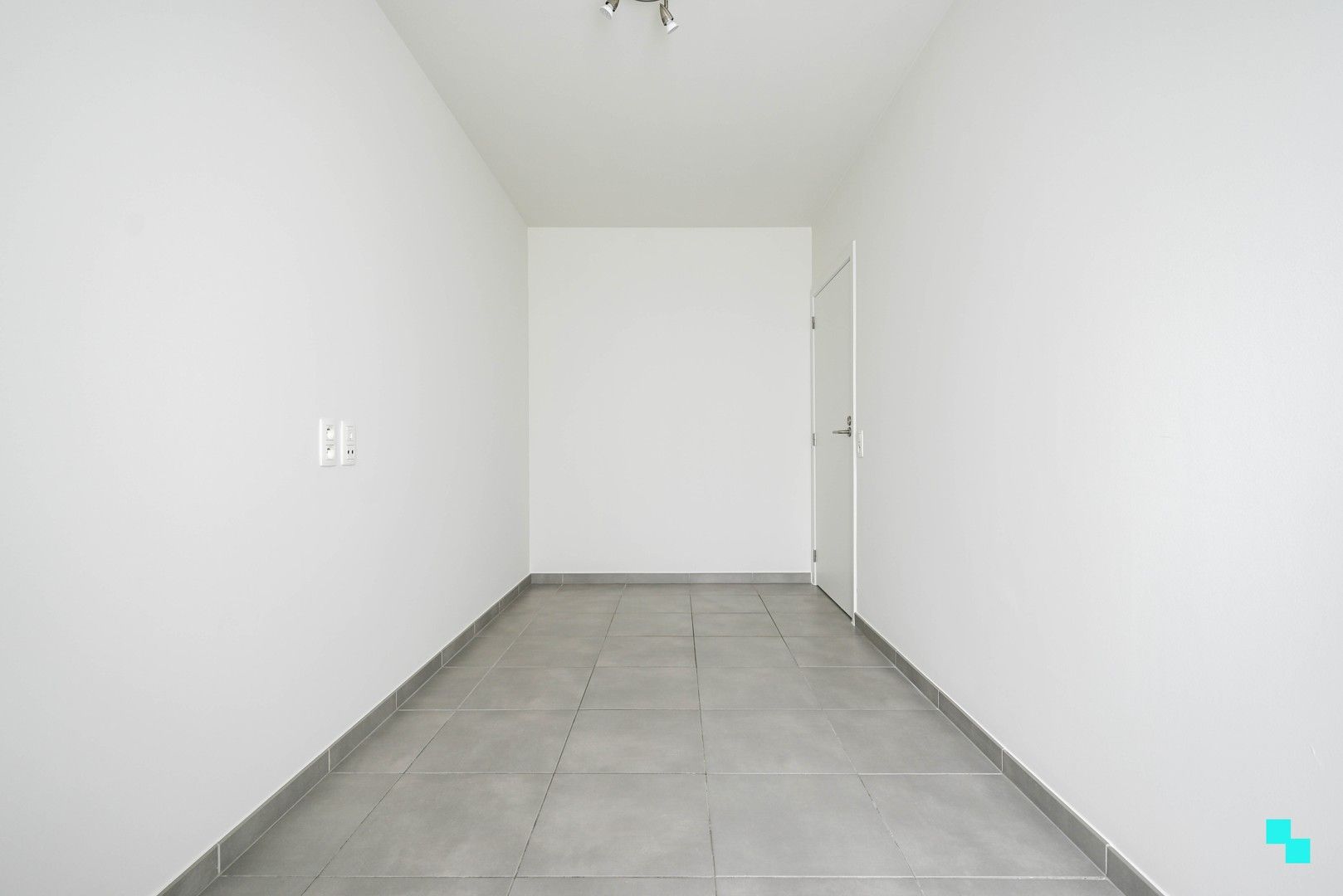 Charmant tweeslaapkamerappartement nabij centrum foto 14