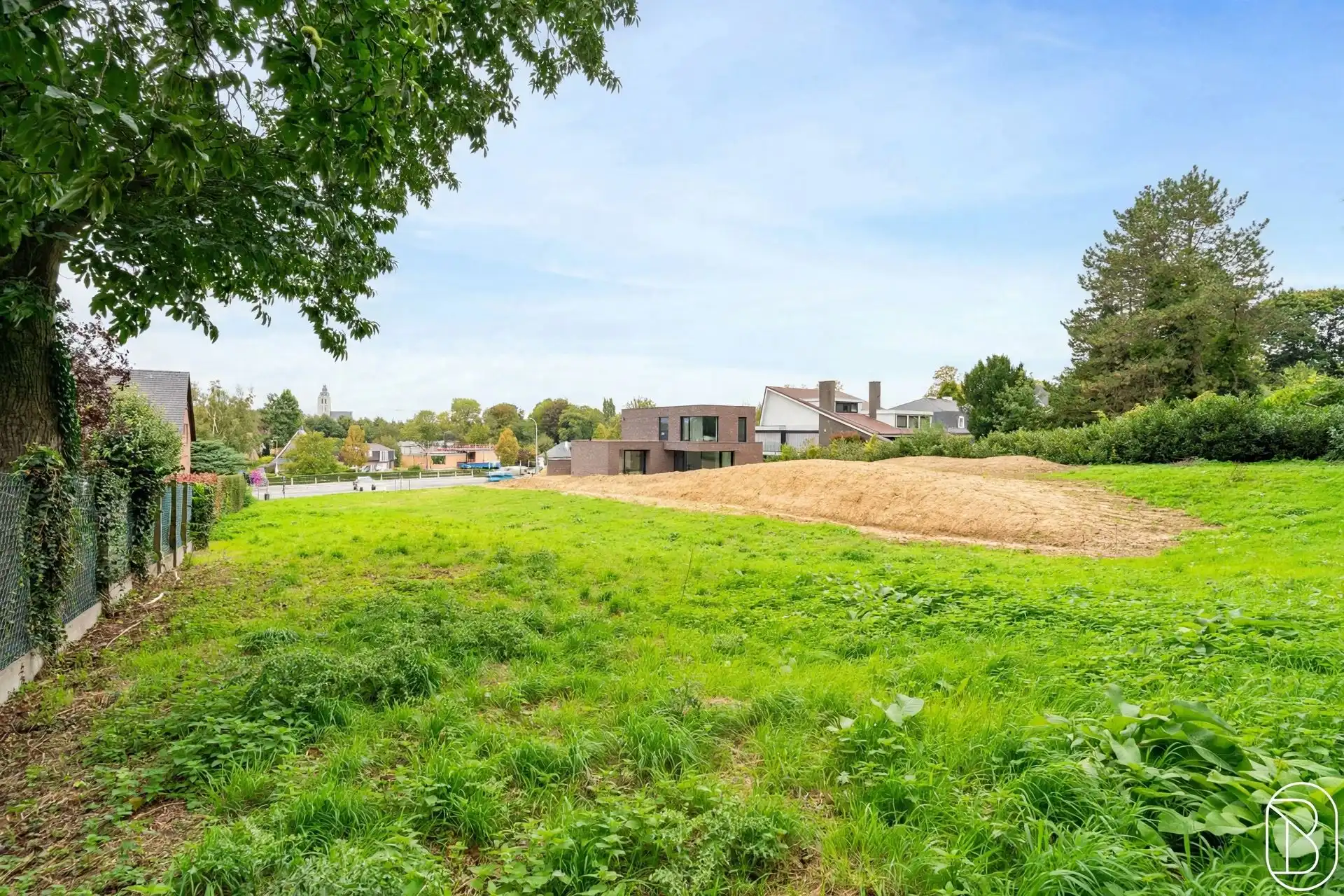 GOED en COMMERCIEEL gelegen BOUWGROND voor VILLA! foto 4