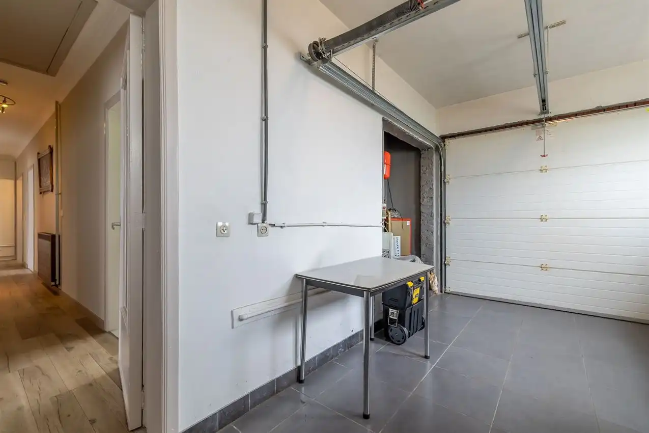 Verzorgde woning met 3slpk, inpandige garage en tuin foto 25