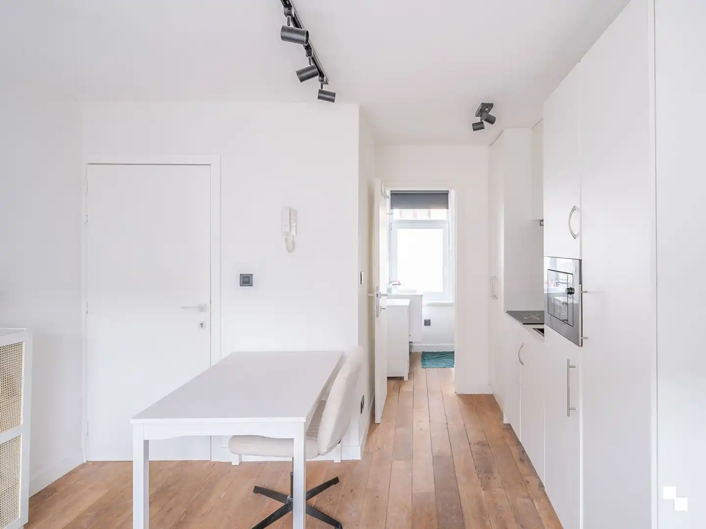 Vergunde opbrengsteigendom bestaande uit 3 studio's in Ledeberg foto 11