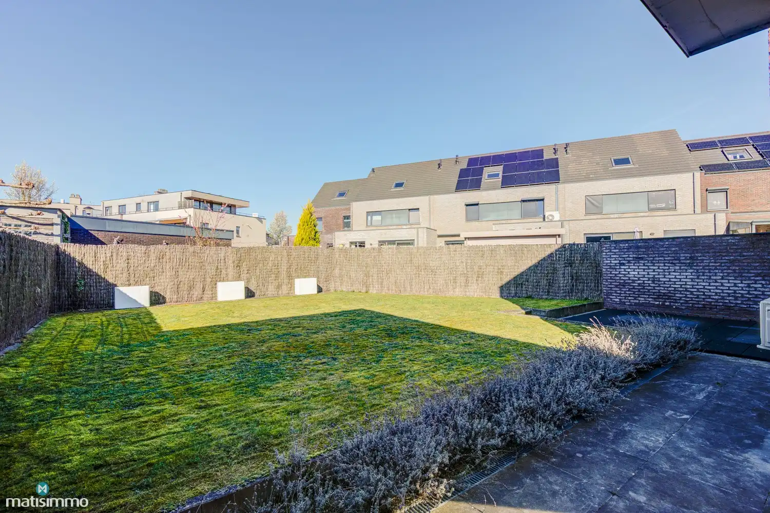 RUIME NIEUWBOUWWONING MET 3 SLAAPKAMERS, TUIN EN CARPORT MET AUTOMATISCHE POORT NABIJ HET CENTRUM VAN BILZEN foto 31