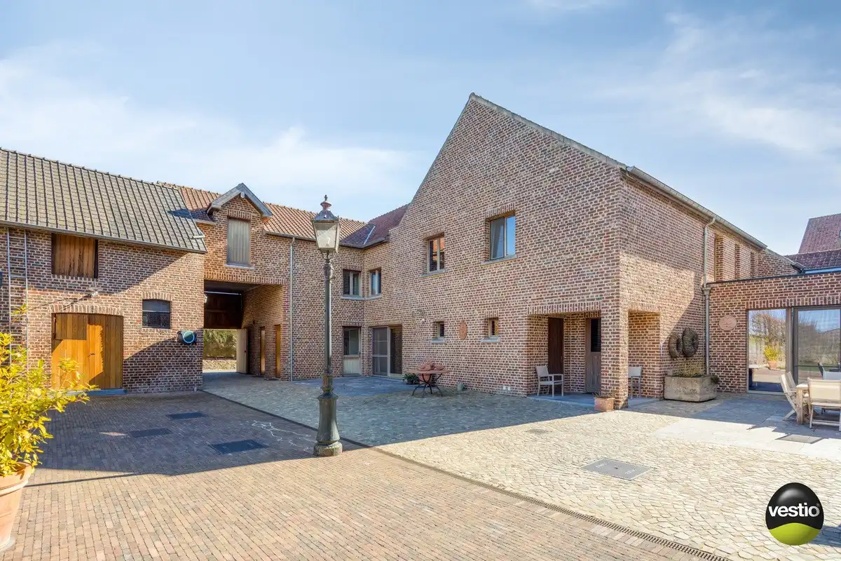 HOEVEWONING OP 64A59CA IN EEN LANDELIJKE OMGEVING. foto 9