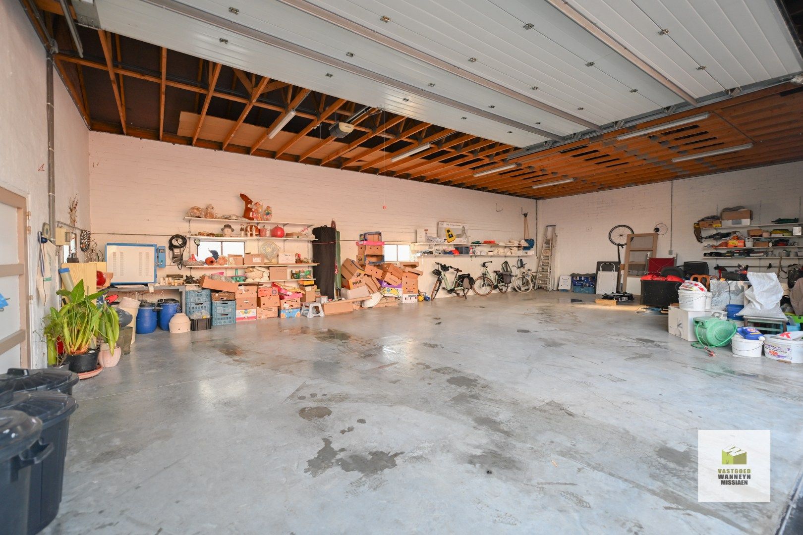 Ruime woning met 5 slaapkamers, groot bijgebouw (100m2) en landelijke vergezichten foto 27