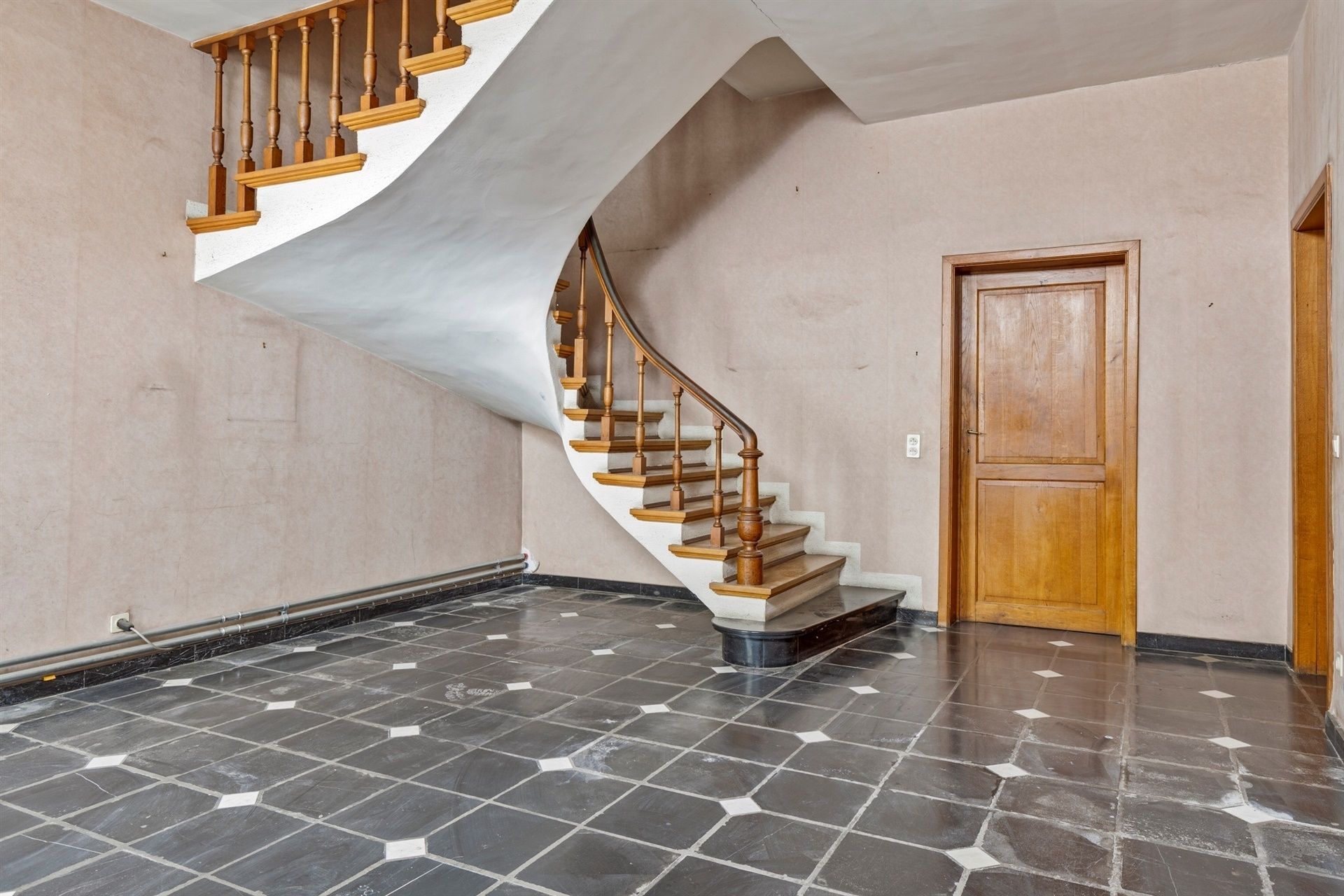 Prachtige burgerwoning in het centrum foto 3