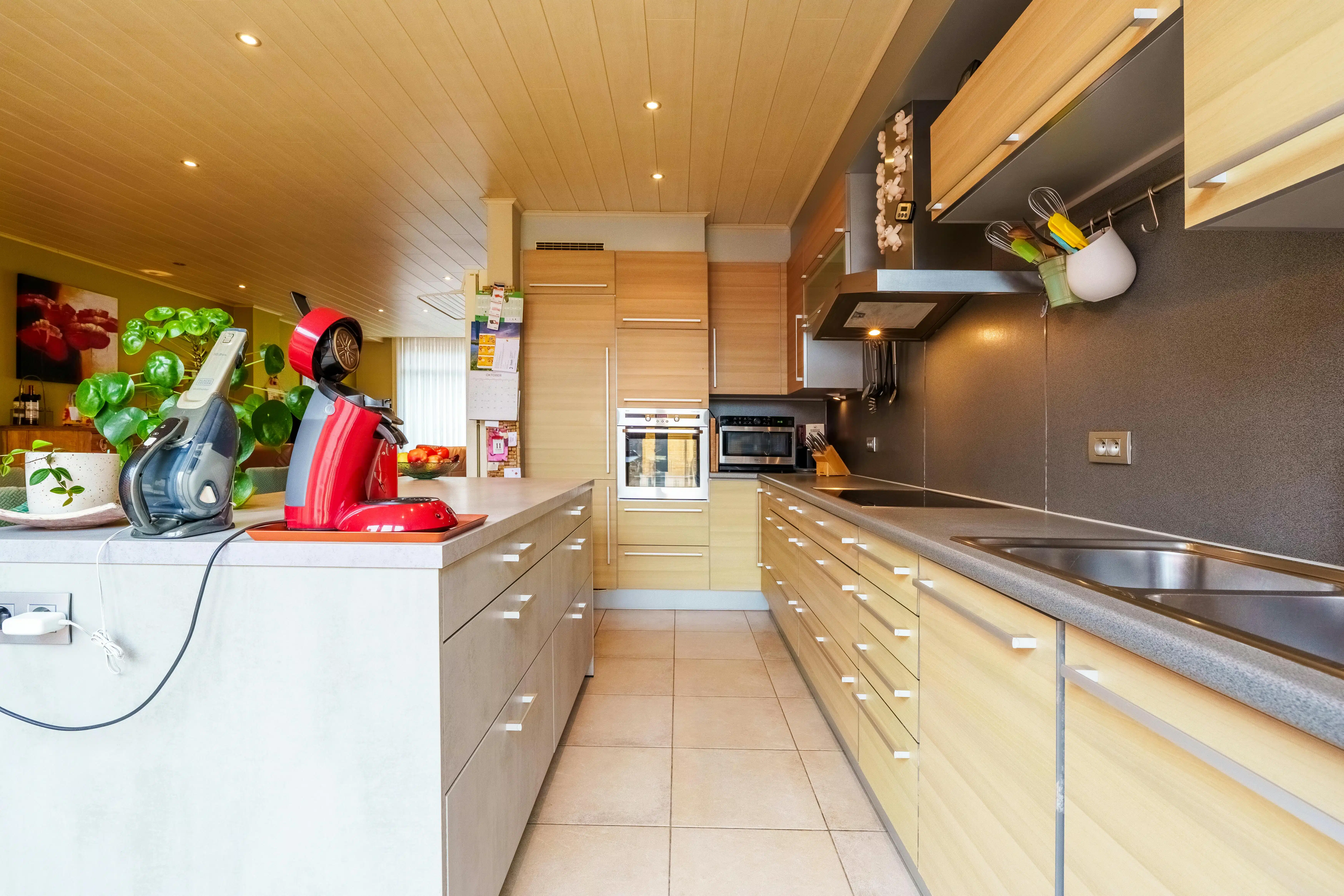 Polyvalent eigendom: woning, winkelruimte én loods te koop in Merkem op 1.885m² foto 13