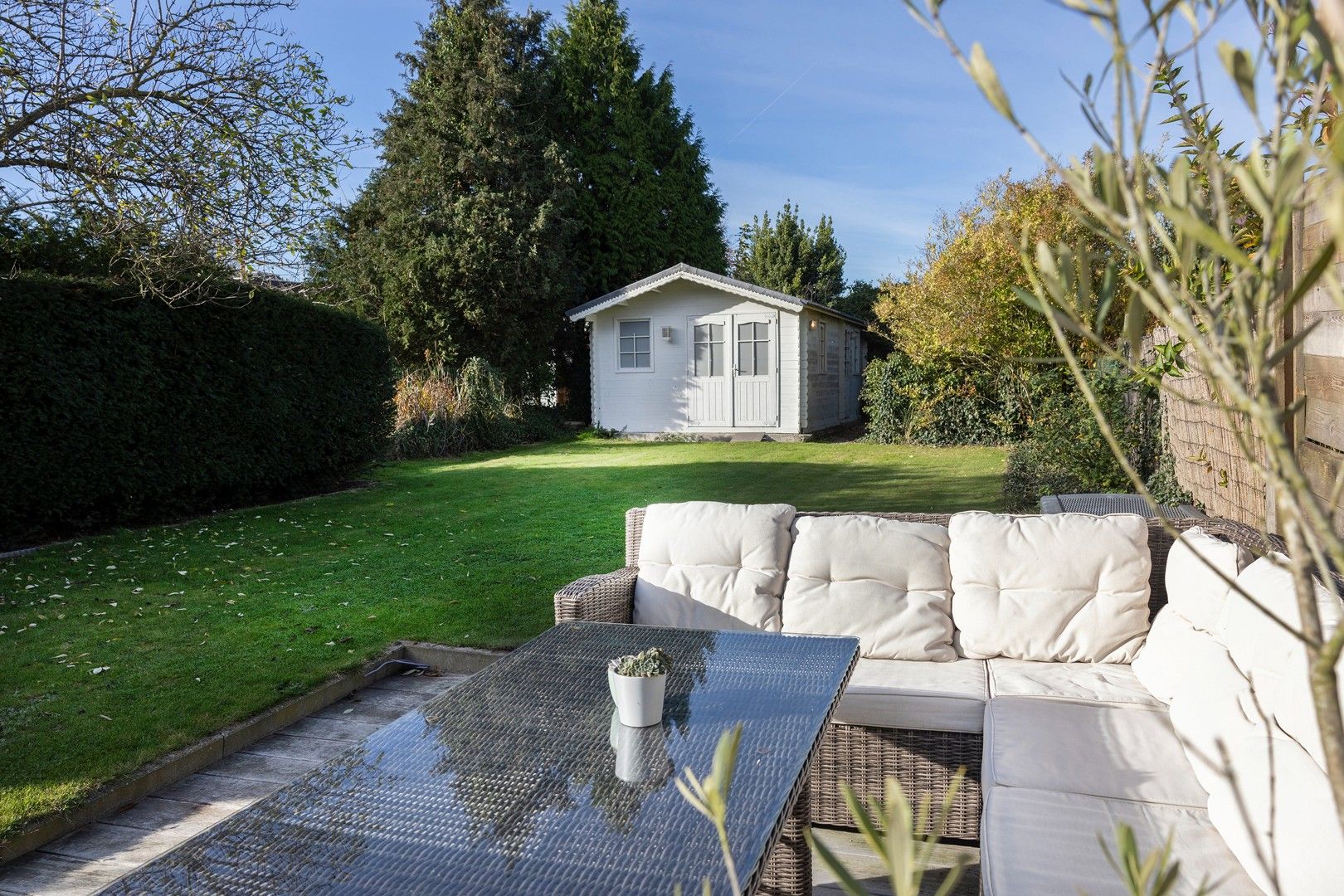 Ruime woning met 4 slpks, bureau en mogelijke praktijkruimte. foto 18