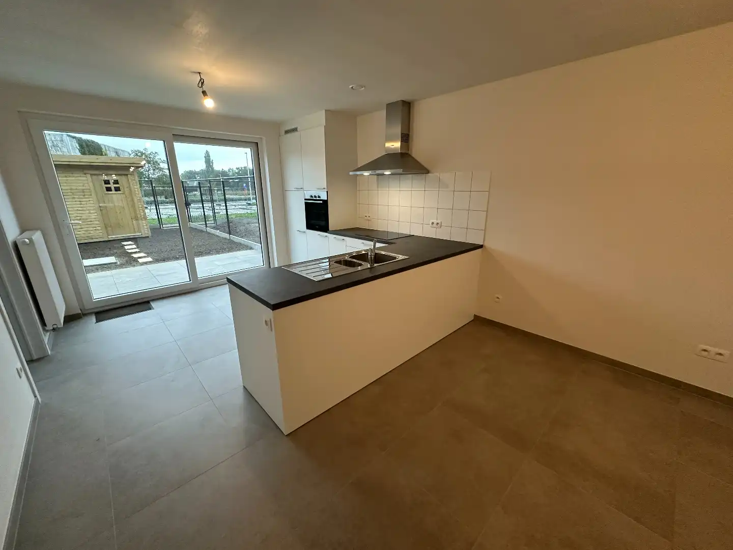 Mooie nieuwbouwwoning met 3 slpk en tuin, rustig gelegen in Torhout Wijnendale foto 7