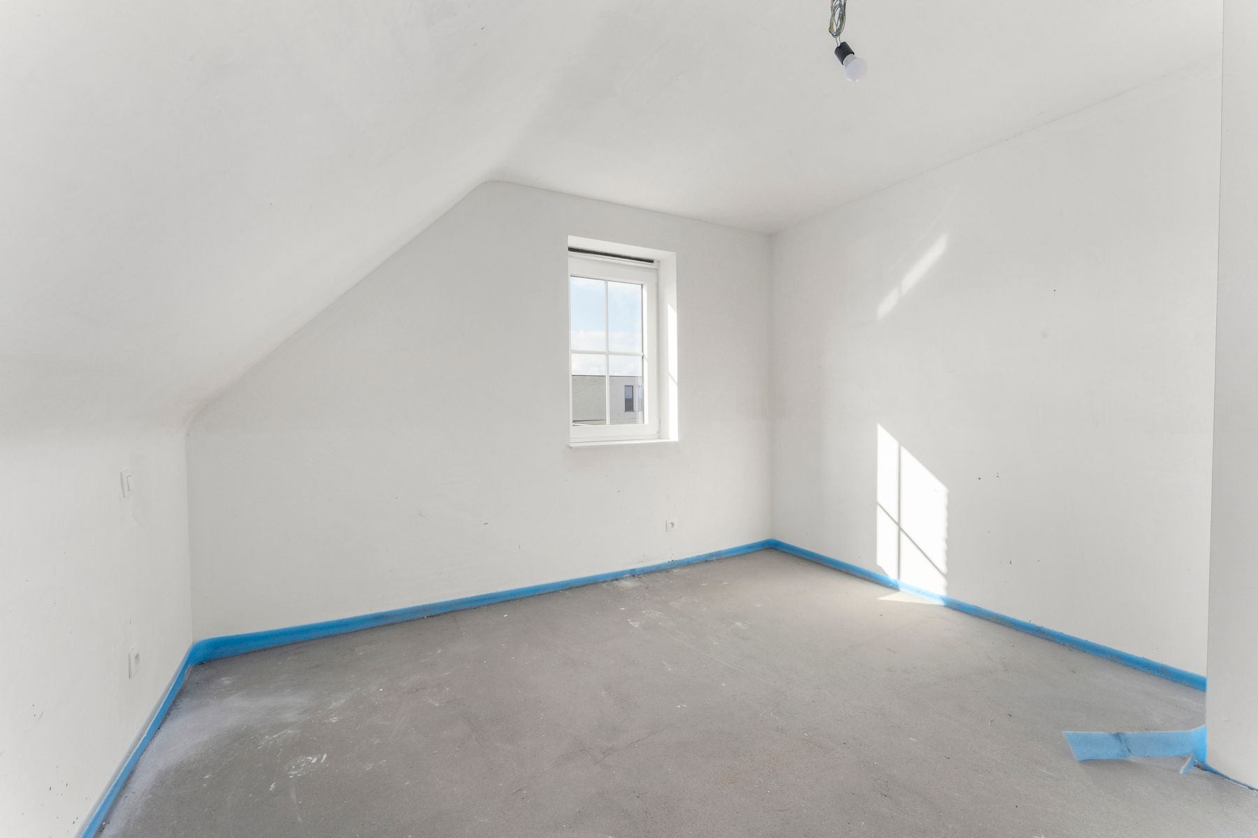 Instapklare, BEN, halfopen woning in het hart van Wingene foto 12