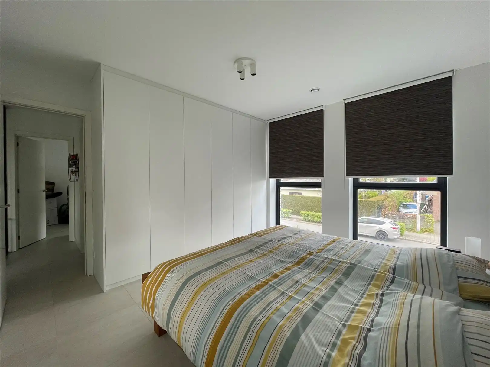 2-slaapkamer appartement met autostaanplaats en berging foto 7