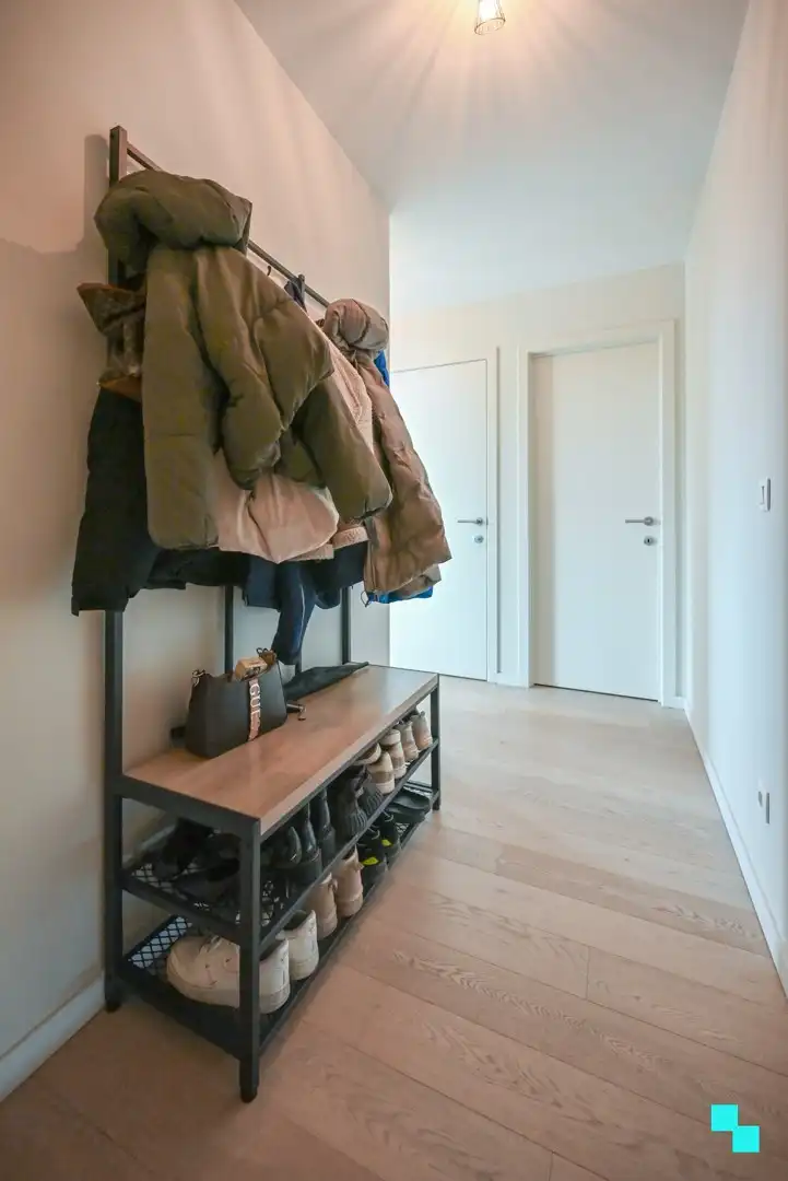 Nieuwbouw tweeslaapkamerappartement met garagebox in centrum Lendelede foto 15