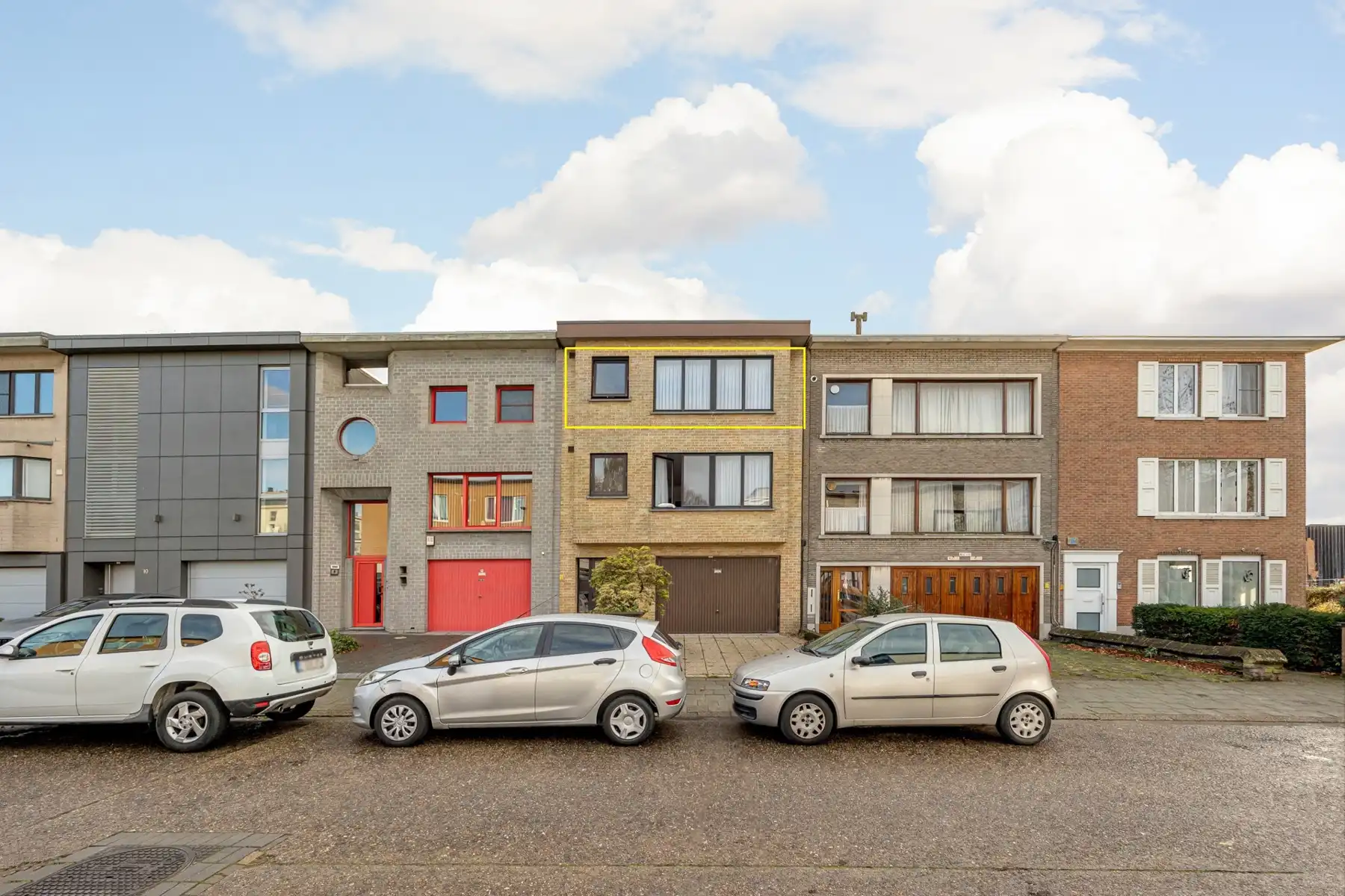 Rustig gelegen 2-slaapkamerappartement met terras foto 2
