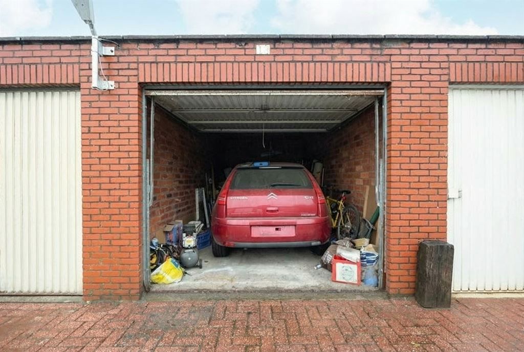 Op te frissen appartement met groot zonnig terras  foto 18