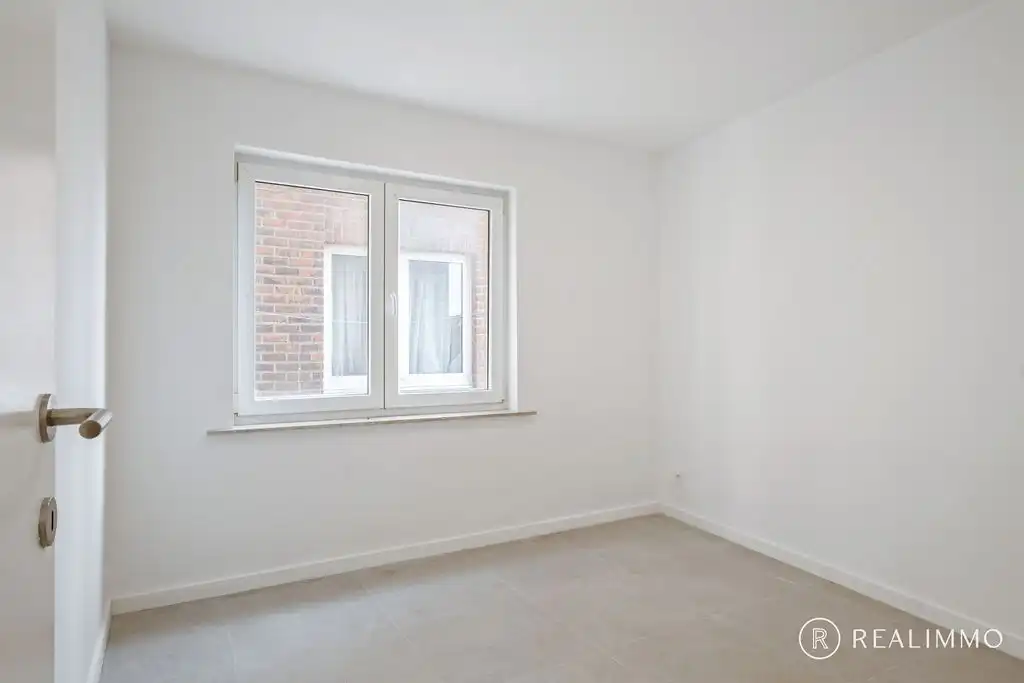 Gerenoveerd 2-slaapkamerappartement met verhuurpotentieel in L’Escale foto 10