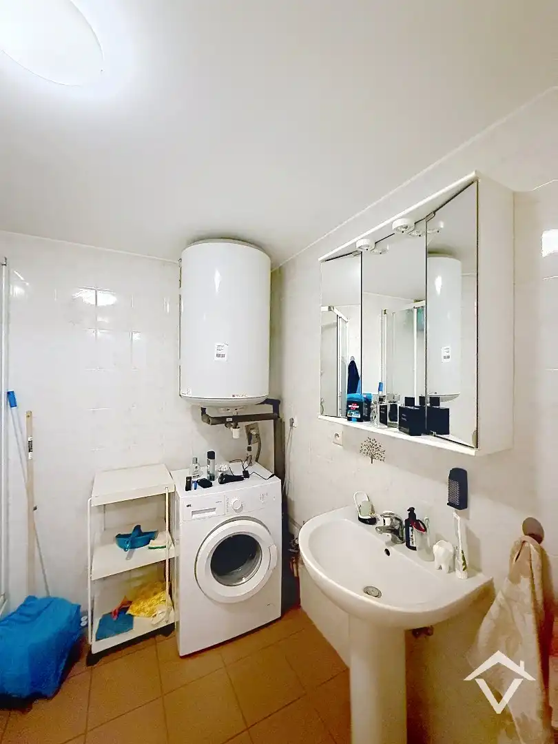 Ruime studio met aparte badkamer te Roeselare foto 10