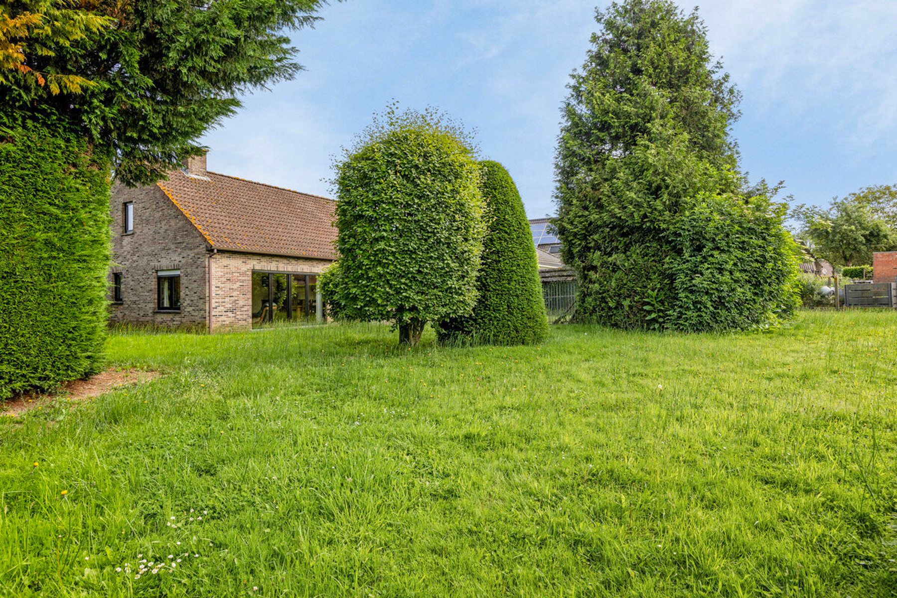 Rustig gelegen gelijkvloersvilla met 2 slaapkamers en tuin foto 16