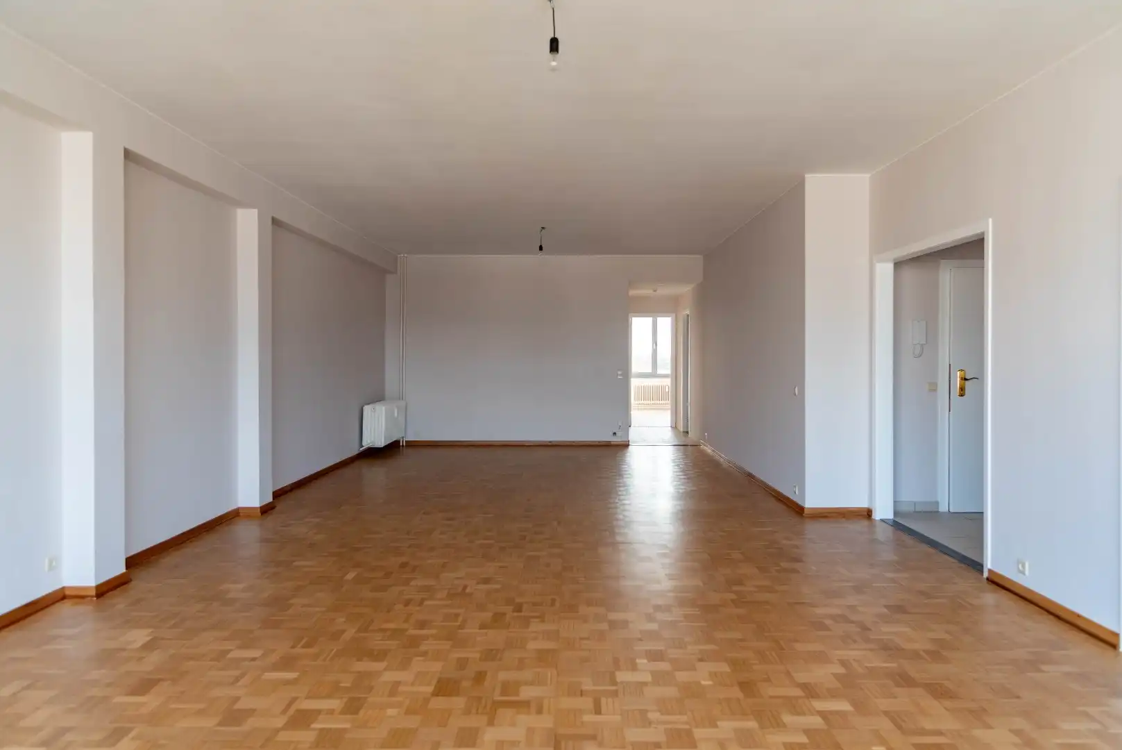Riant appartement met 2 ruime slaapkamers foto 7