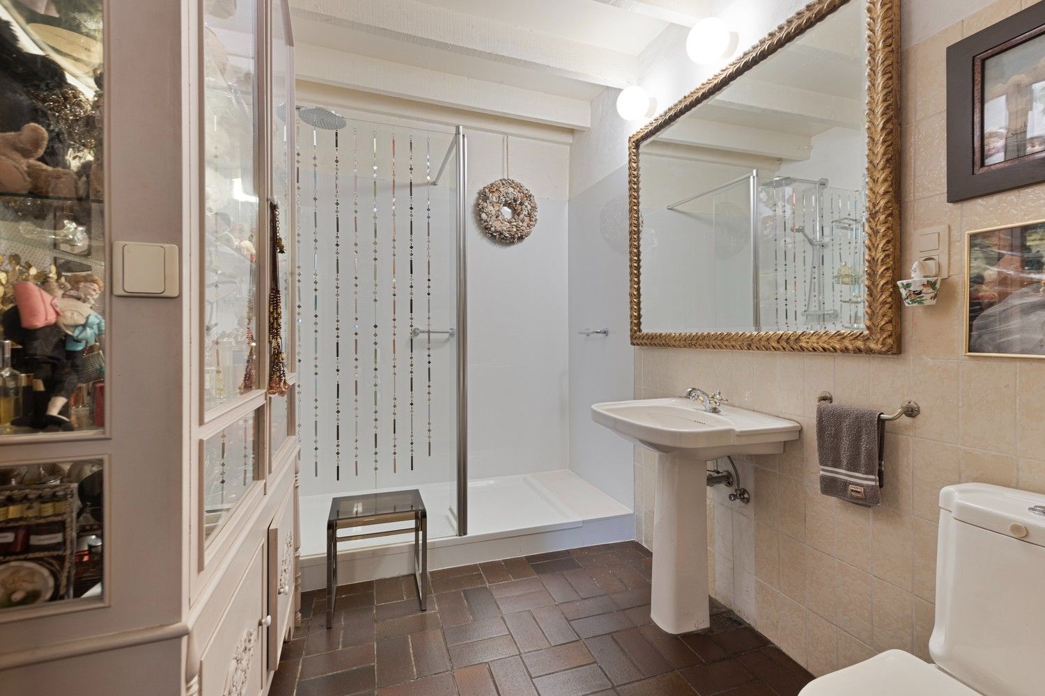 Karaktervolle woning op ruim perceel in Neerharen/Lanaken foto 24