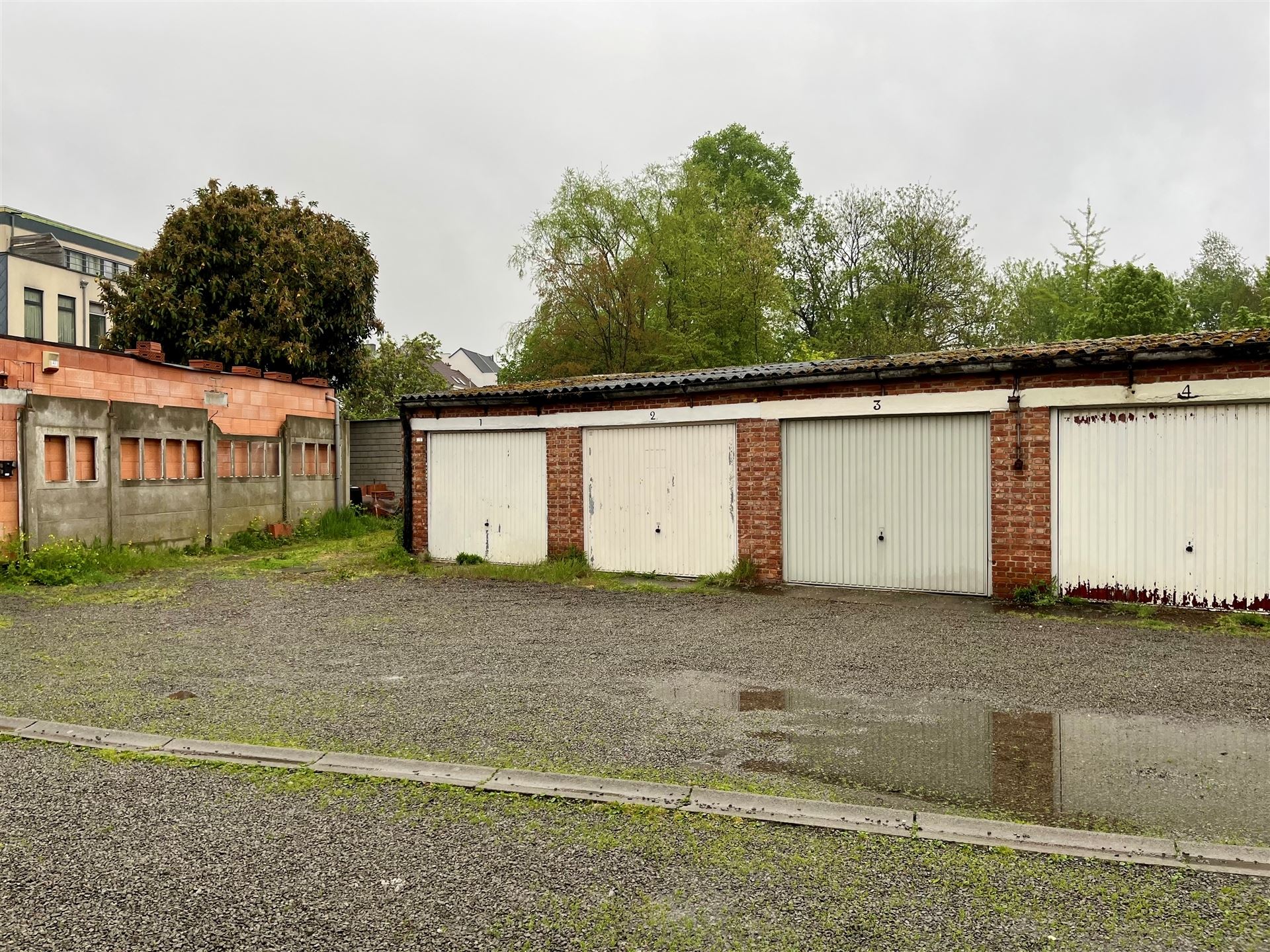 Gesloten garagebox foto 3