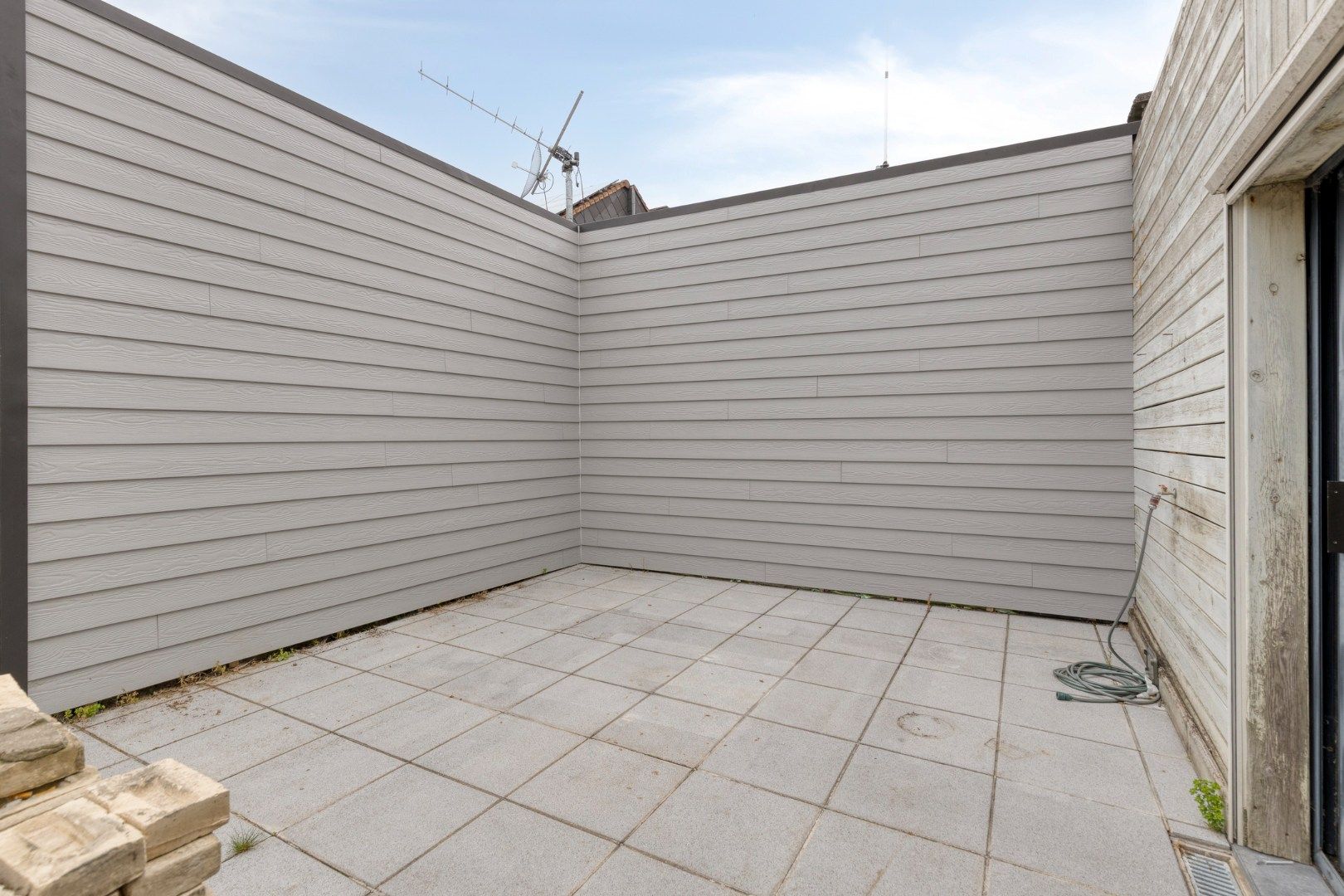 Verrassend ruime woning met 5 slaapkamers en bureau! foto 18