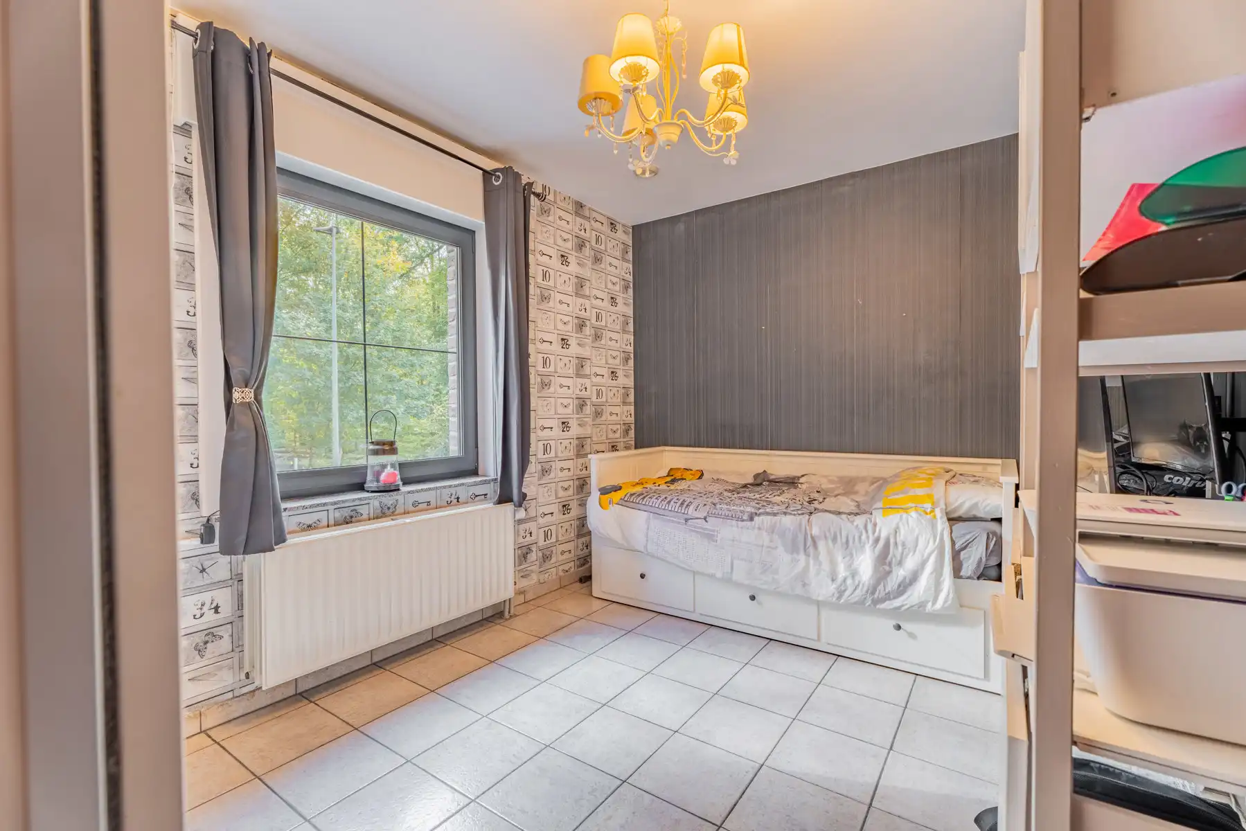 Ruime gezinswoning met 5 slaapkamers. foto 12