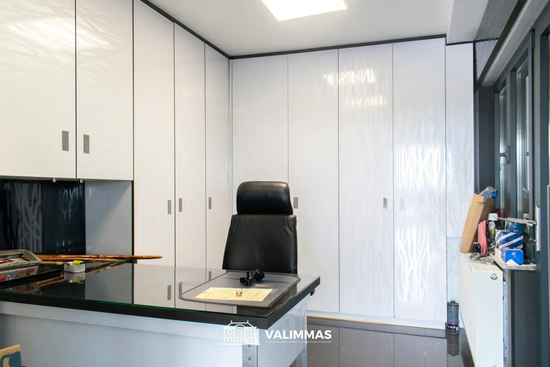 Handelsruimte / showroom met opslagplaats en parking... foto 7
