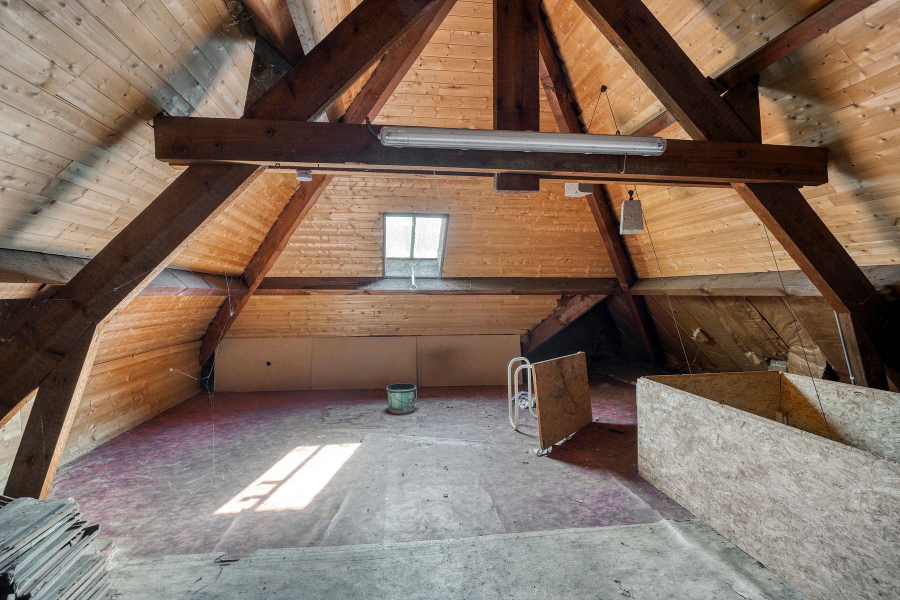 TOTAALRENOVATIE aan ingang Heverlee bos. foto 13