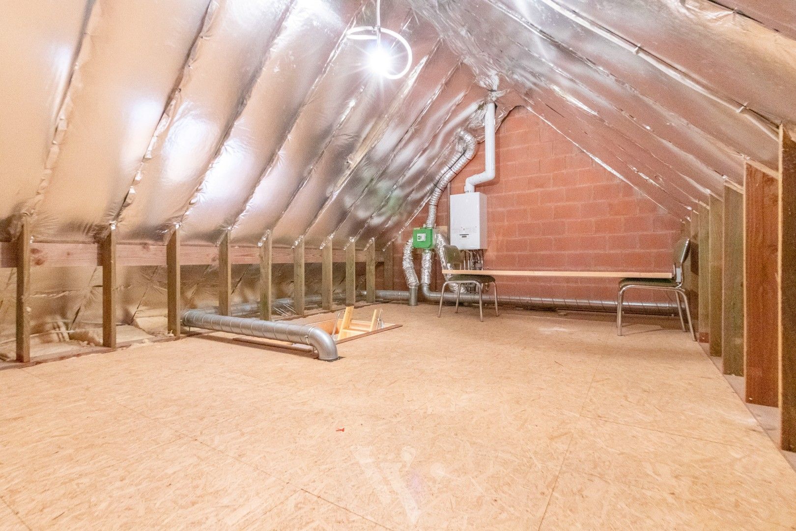 Woning met 3 slpks, tuin en carport foto 30