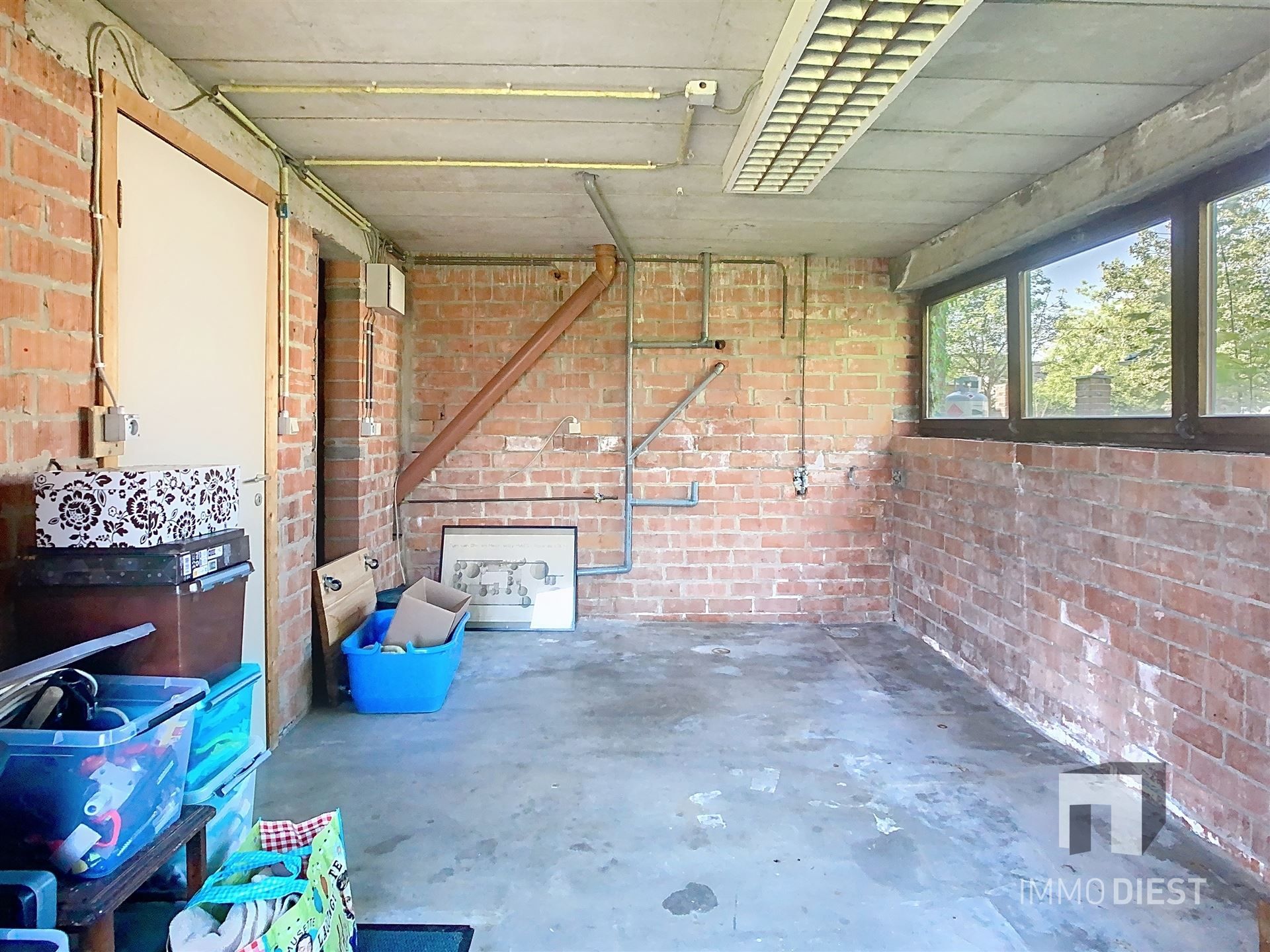 Op te frissen splitlevelwoning met karakter, ruimte en een prachtige tuin op toplocatie! foto 27